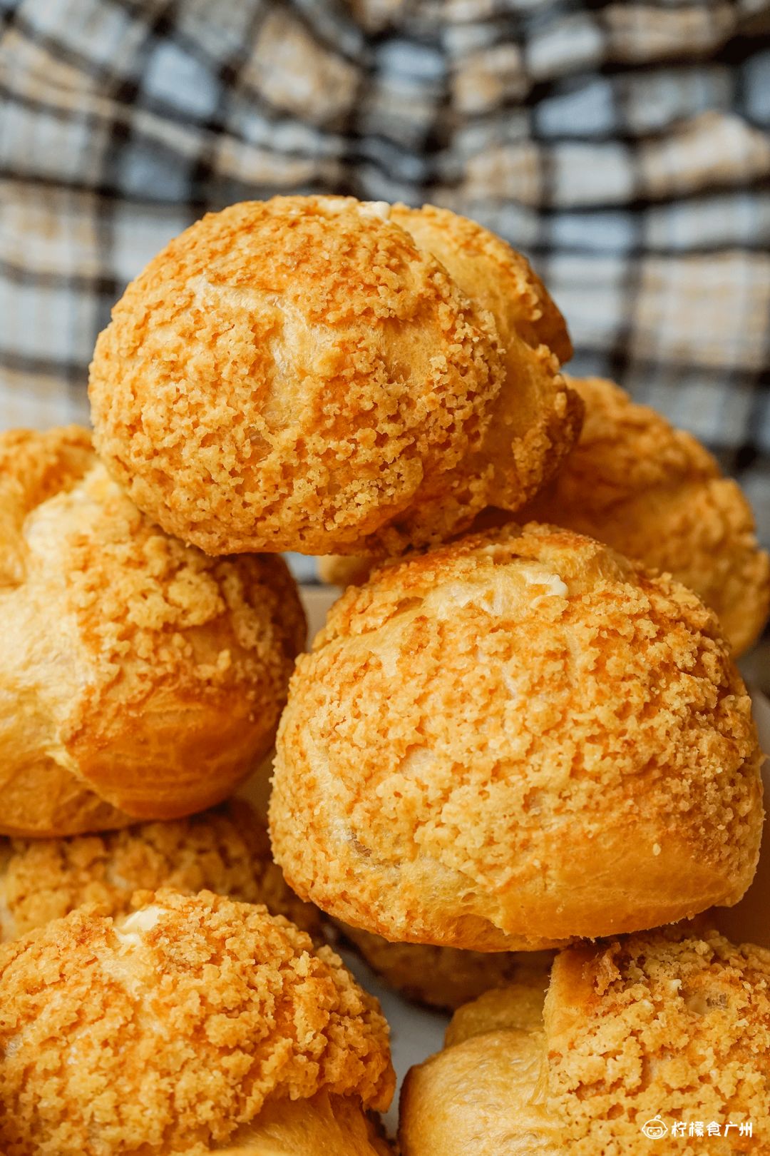 冰淇淋泡芙2个只需1.99元,冰淇淋泡芙一个只要3毛钱