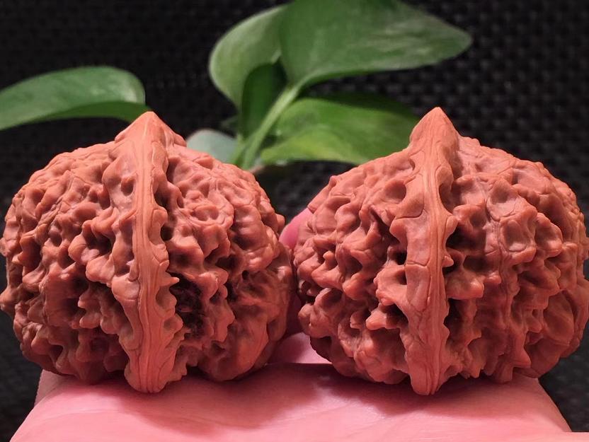 文玩核桃仁小皮厚,文玩核桃的最高境界