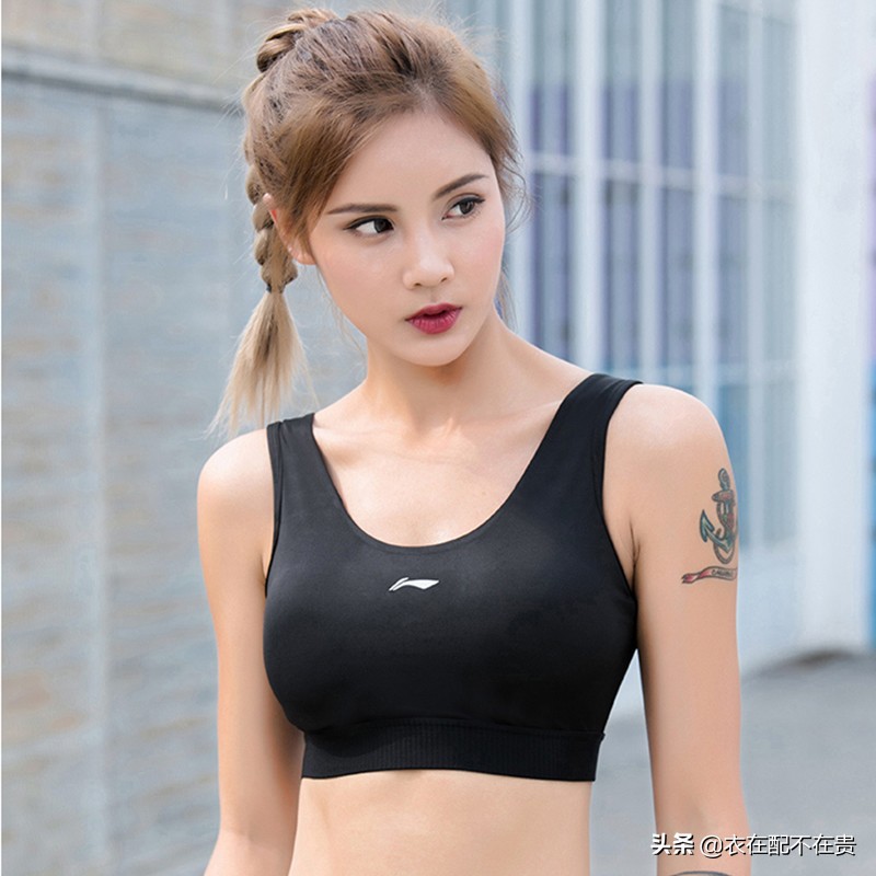 健身房身材不好可以穿运动内衣吗,为什么去健身房穿内衣