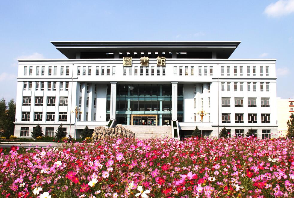 黑龙江省200-300分的公办专科学院,哈尔滨华德学院和东方学院哪个好