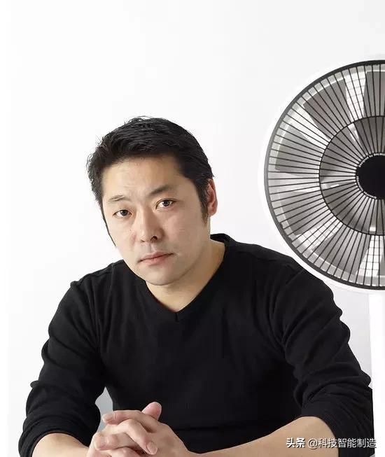 乔布斯用的台灯 (乔布斯选的台灯)