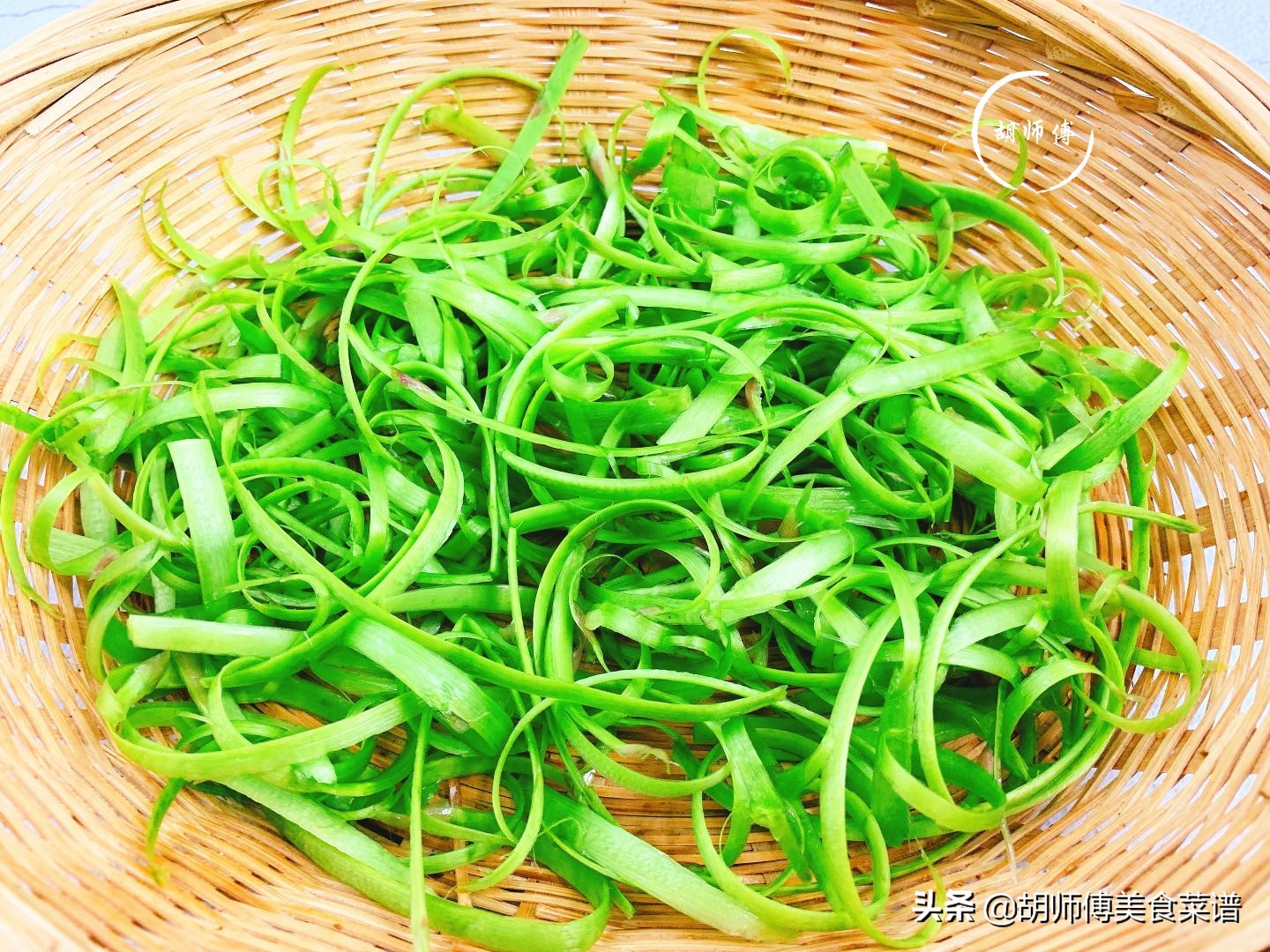 杩欑閲庤彍鍚冧簡瀵硅韩浣撳仴搴峰張钀ュ吇,杩欑閲庤彍鐓按鍠濊兘鎺掑嚭姣掔礌