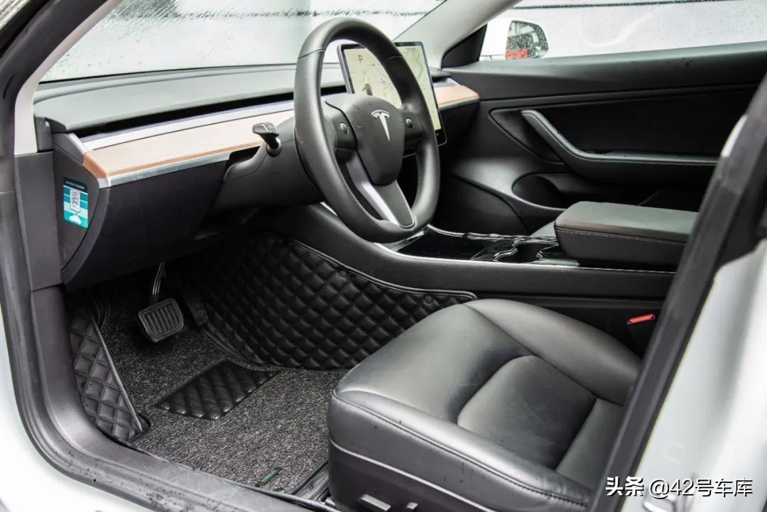 特斯拉model3最新款脚垫,最新款特斯拉model3脚垫