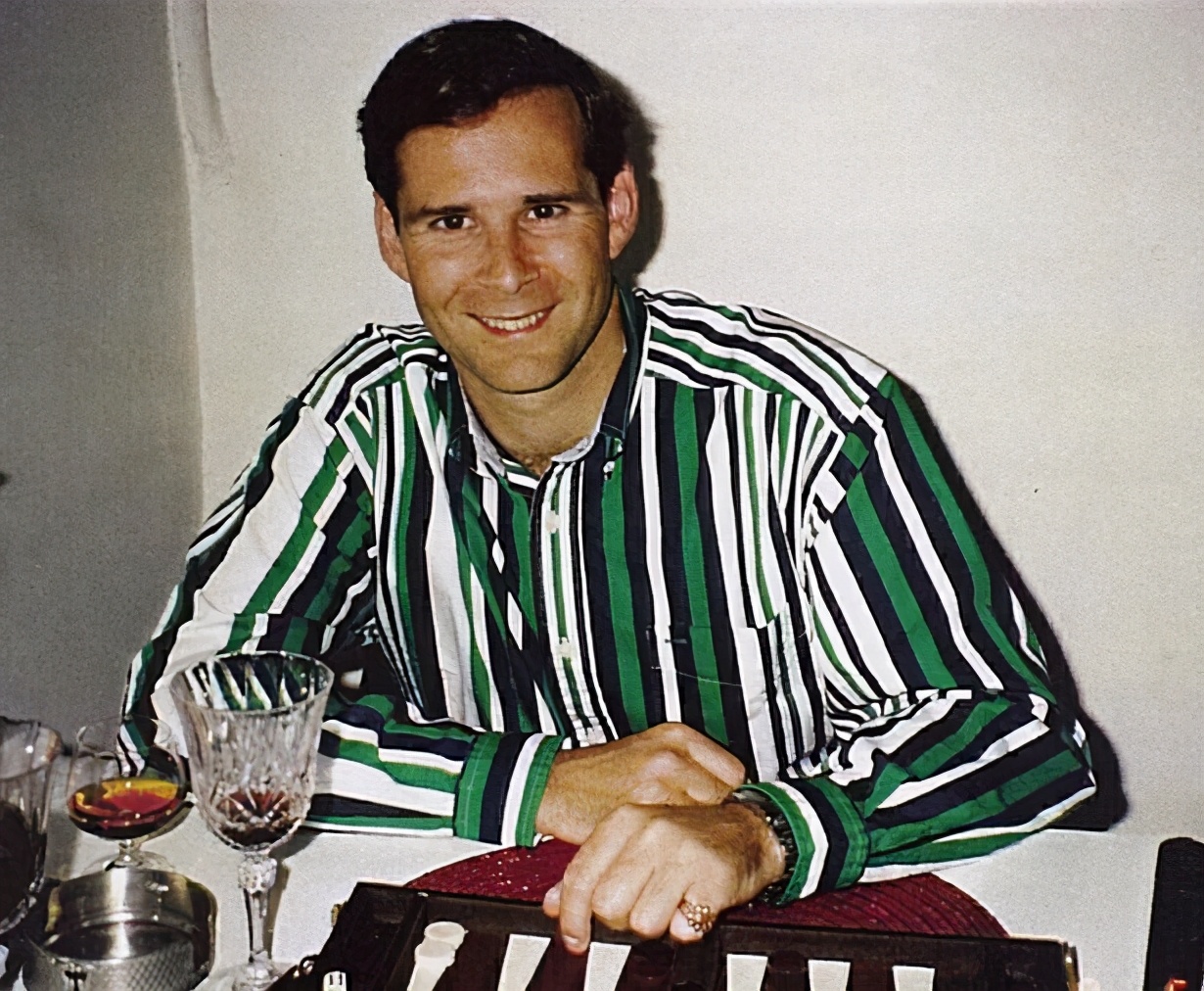 英国王室最毒女助理!抢公爵夫人情人,钓富豪不成刺喉泄愤