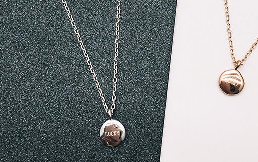 朴信惠黑天鹅项链,朴信惠同款项链