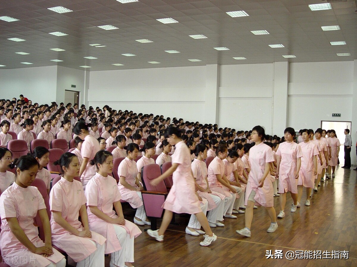 成都初中毕业能读的学医的学校,成都初中毕业可以报考的大专学校