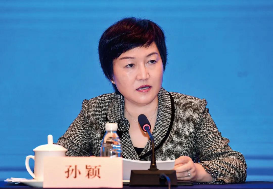 向着全面建成小康社会目标前进,向社会主义现代化强国奋勇前进