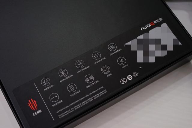 努比亚红魔3外屏,努比亚红魔3s外屏