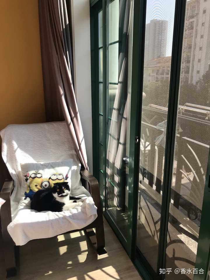 买了高层的人怎么样了,买了顶楼的房子后悔了吗