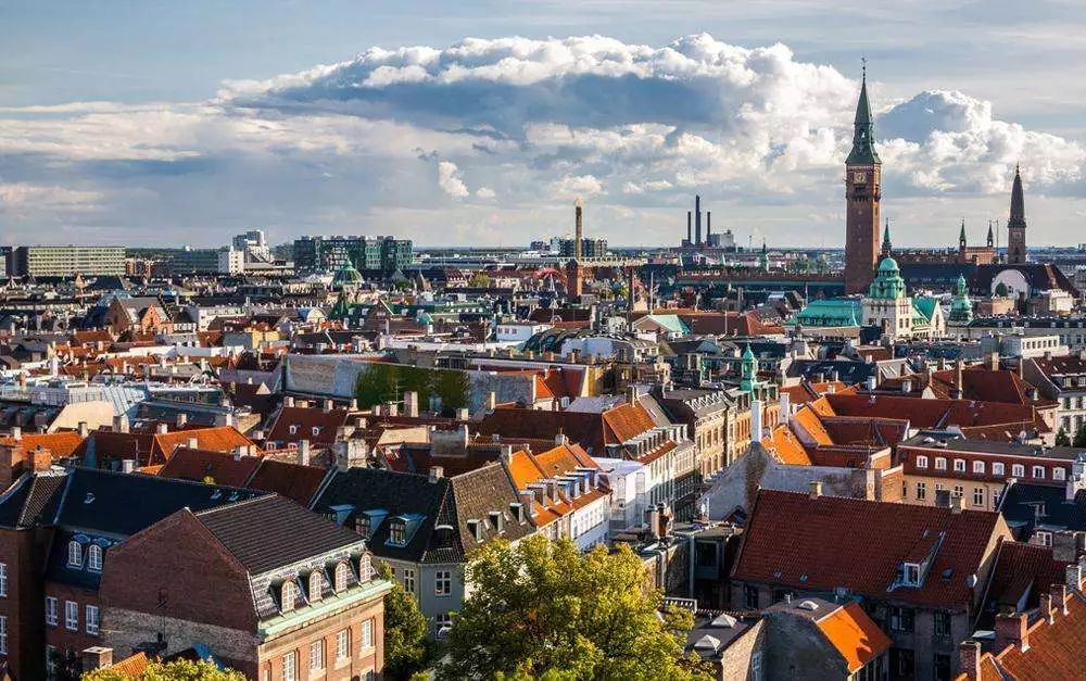 美国为什么要买格陵兰岛,为什么丹麦和格陵兰隔那么远