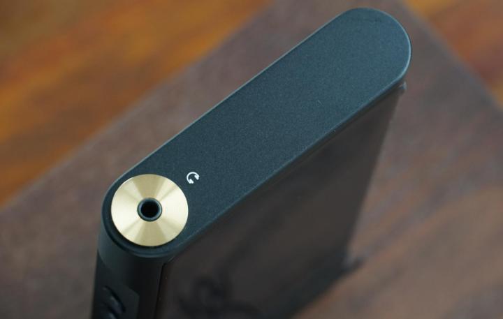 又一部能买两台苹果手机、两部华为手机的国产超豪华MP3问世了