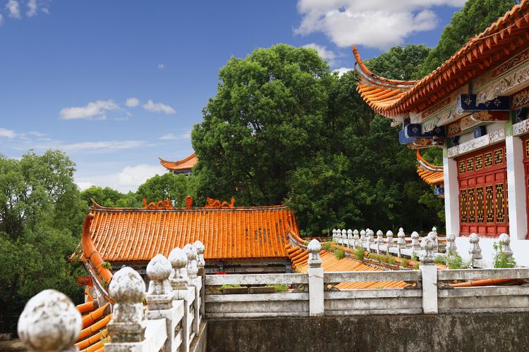 抚仙湖孤山上有什么景点,抚仙湖里的小岛