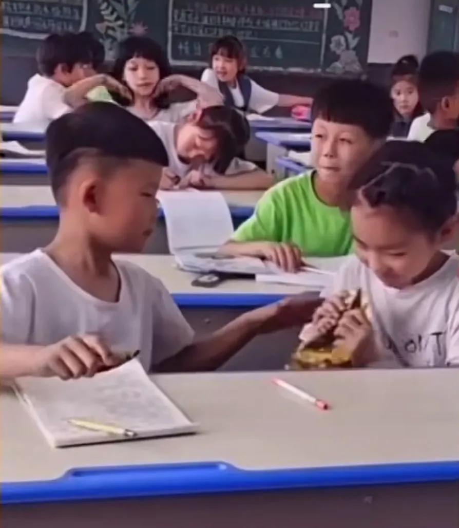 空城计中表现诸葛亮神机妙算,空城计计中计