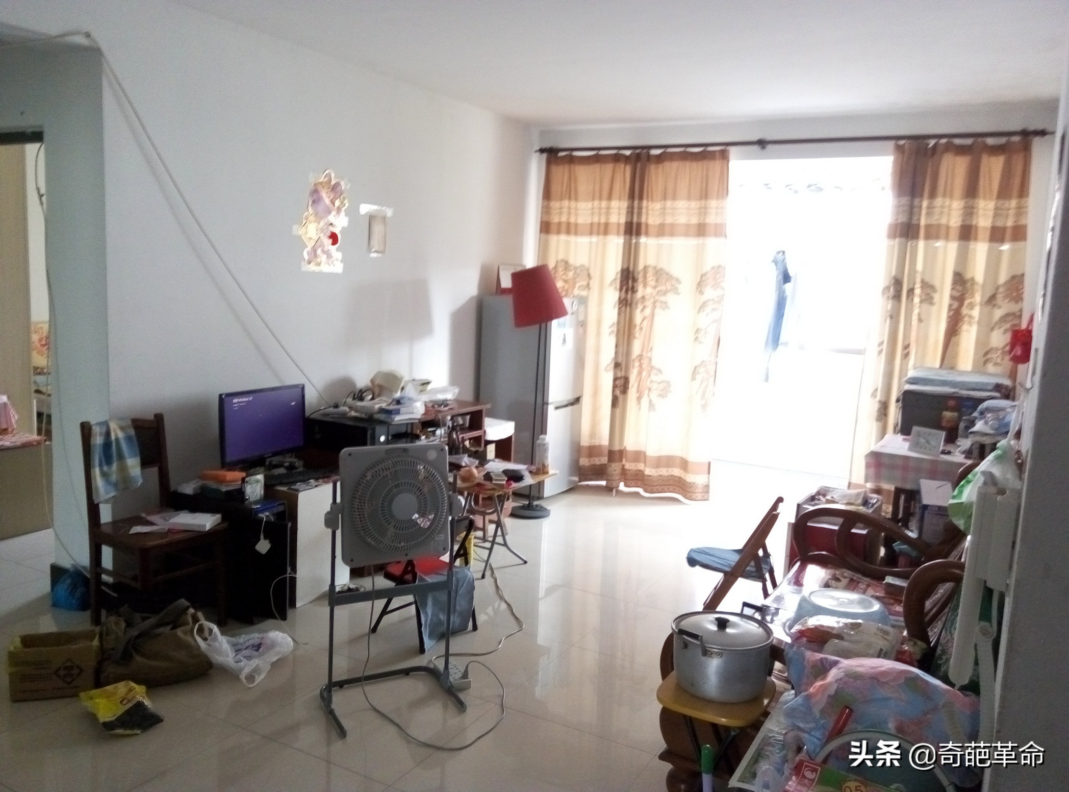 显示器用几年更换比较好,显示器坏了换显示器资料还在吗