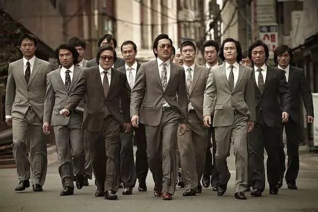 超好看的15部韩国黑帮电影,韩国高分黑帮电影热血男儿在线