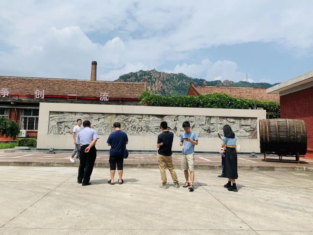 陕西丹凤葡萄酒厂西安总经销,渭南丹凤葡萄酒厂新闻报道