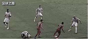 足球彩虹过人教学,足球内马尔彩虹过人