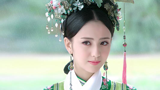 客观分析，佟丽娅为什么变油腻了？