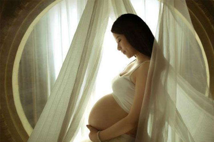 孕期能吃燕窝银耳羹吗,孕期能吃燕窝枸杞吗