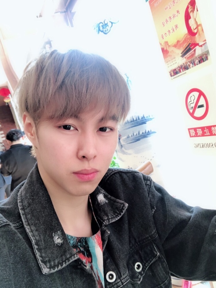 跳槽主播必凉?包子*牙虎**首秀人气破百万,网友表示包桑怕是凉不了