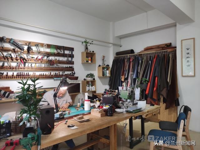 金成勋旗下艺人,金城守财奴