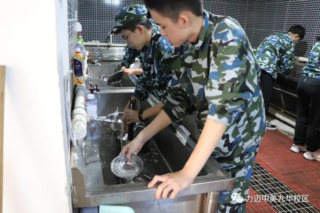 瓒呯噧鏂扮敓鍐涜,楂樹竴鏂扮敓鍐涜瓒呯噧