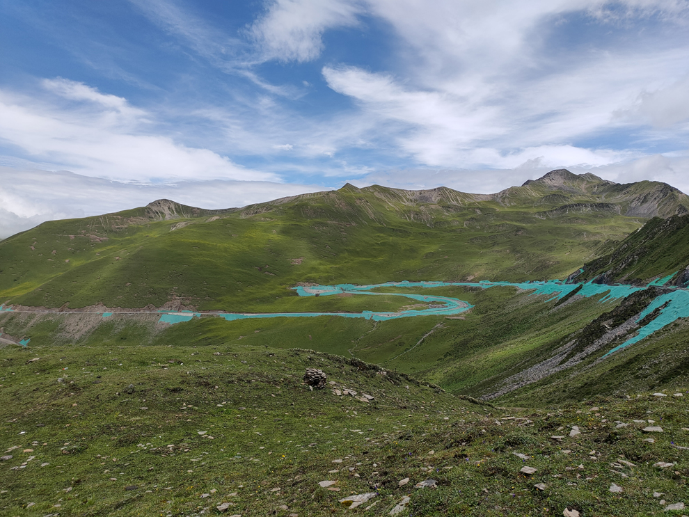 重走长征路夹金山,夹金山重走长征路在哪里