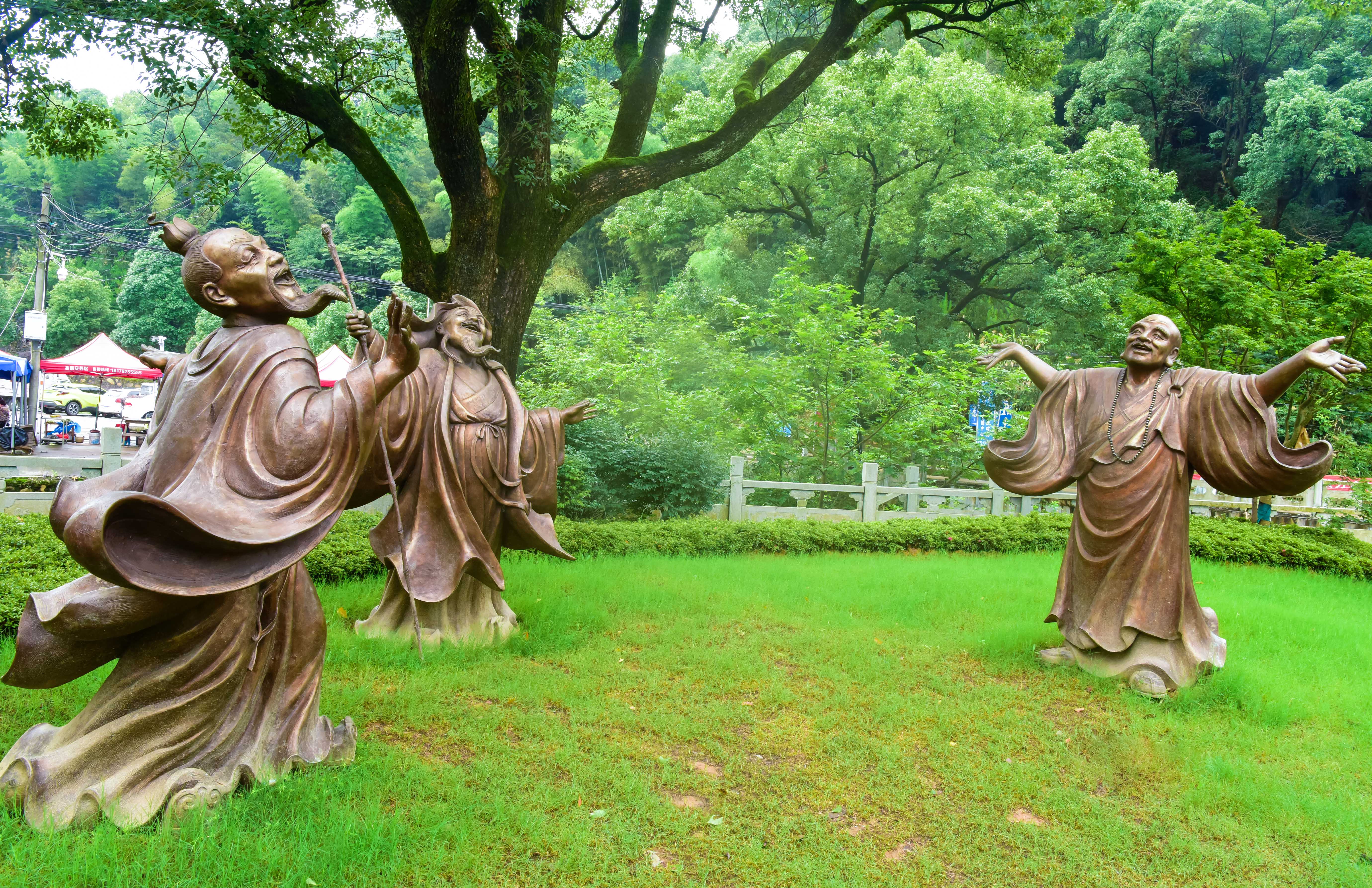 庐山东林寺，这座1600余年古刹，是中国一大佛门圣地，神奇惊叹