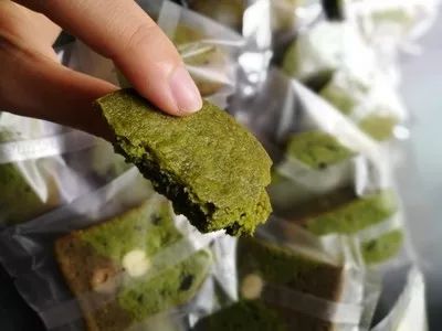 网购28款网红零食，究竟谁是最值得囤的年货？