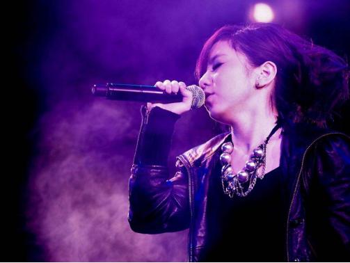 唱歌的三大技巧教学,唱歌技巧三个气息练习方法