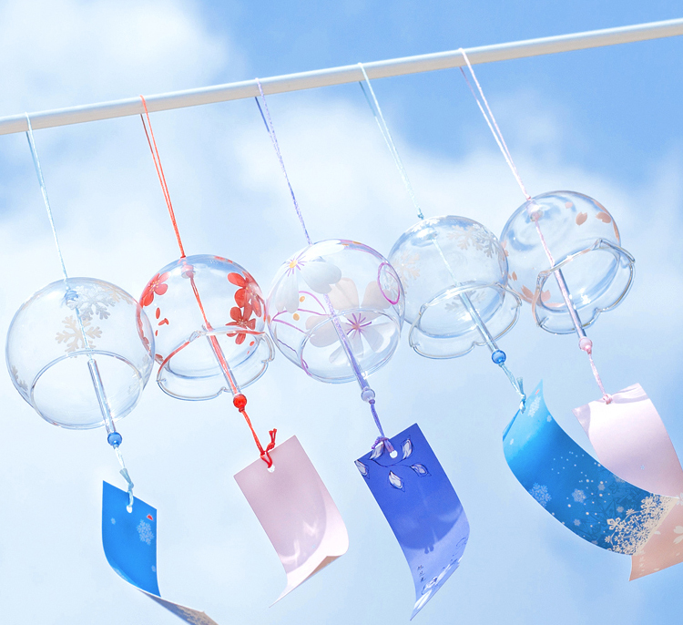 风铃是哪个国家发明的,古代屋檐挂的风铃叫什么