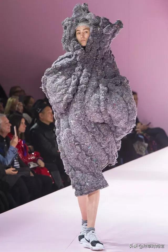 对不起是我不配什么梗,对不起是我不配伴奏