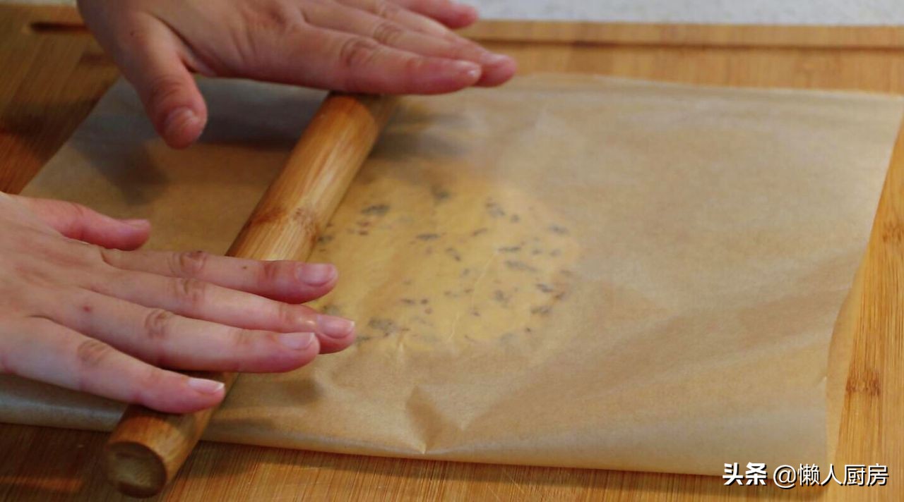 用奶粉做酸奶200克奶粉水要放多少,自制酸奶能用奶粉做吗比例是多少