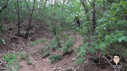 不是真空胎可以用补胎液吗,非真空胎胎压