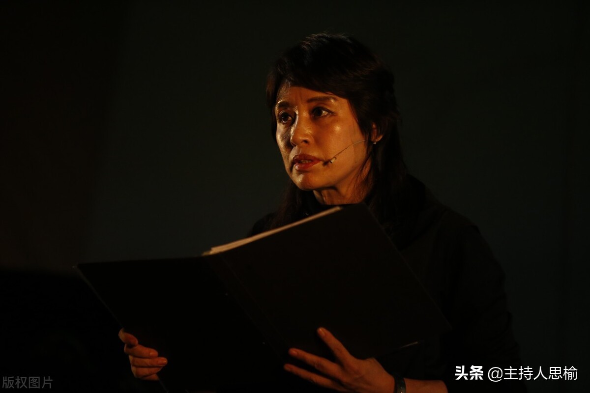 初学者怎么练嗓音好听,初学者怎样练声唱歌