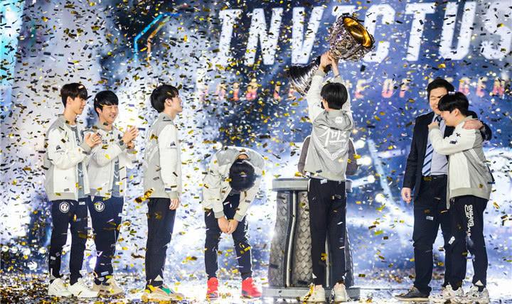 theshy目标第一,theshy在ig时的定妆照