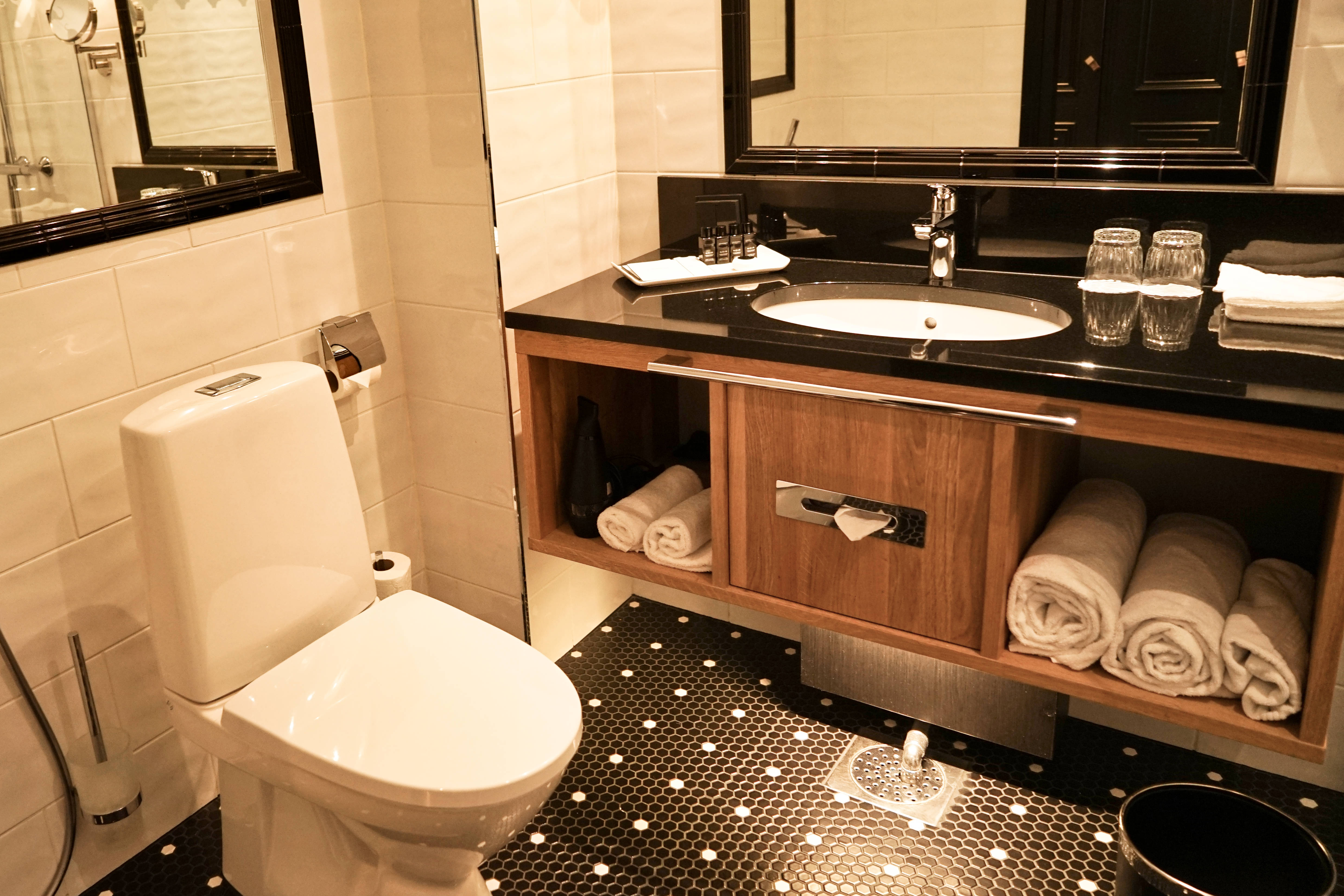 不会英语也能嗨的国家,不会英语能游遍世界吗