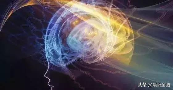 右脑开发的利与弊,用左手开发右脑的好处