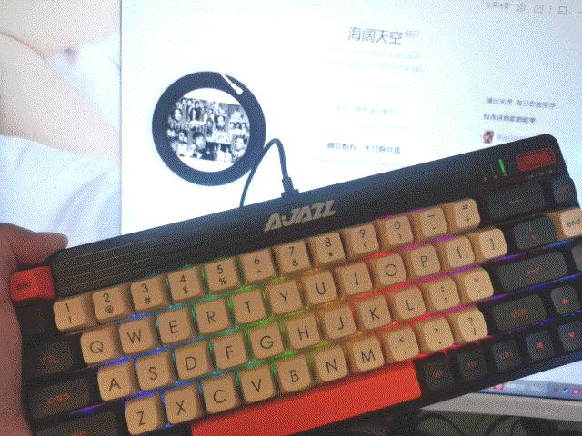 买小键盘还是标准键盘,69键键盘排行榜