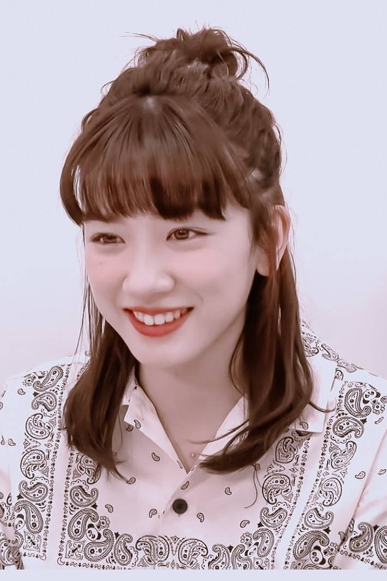 为什么塌鼻梁的女生侧脸好看,塌鼻子的女生不好看