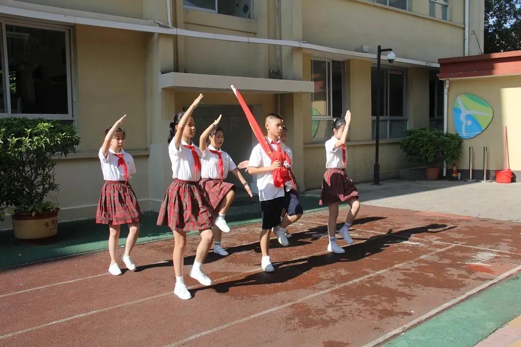 扬帆起航新学期开学典礼,福泉凤山小学开学典礼