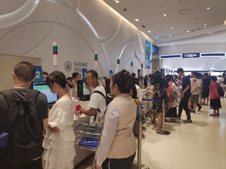 普吉岛王权免税店必购清单,普吉岛王权免税店为什么免费