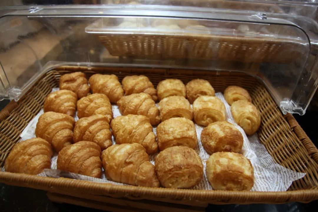 北京西国贸大酒店亚洲美食节自助晚餐139元1大1小，.上百种类菜品