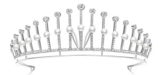 赢得了王冠的他却说：别笑，王冠会掉