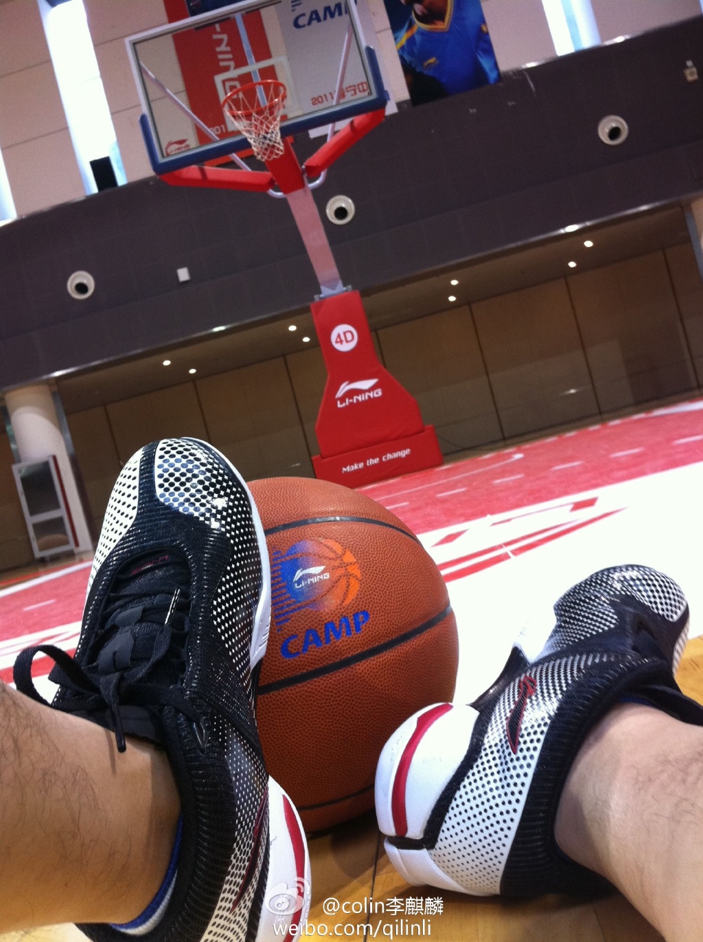 王思聪说李宁是“盗版”？曾经情人变仇人，李宁到底抄了没？