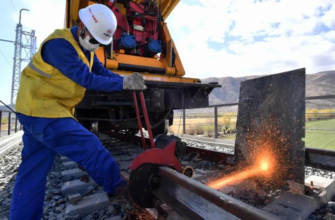 百年老站见证中国铁路沧桑巨变,铁路发展的新征程