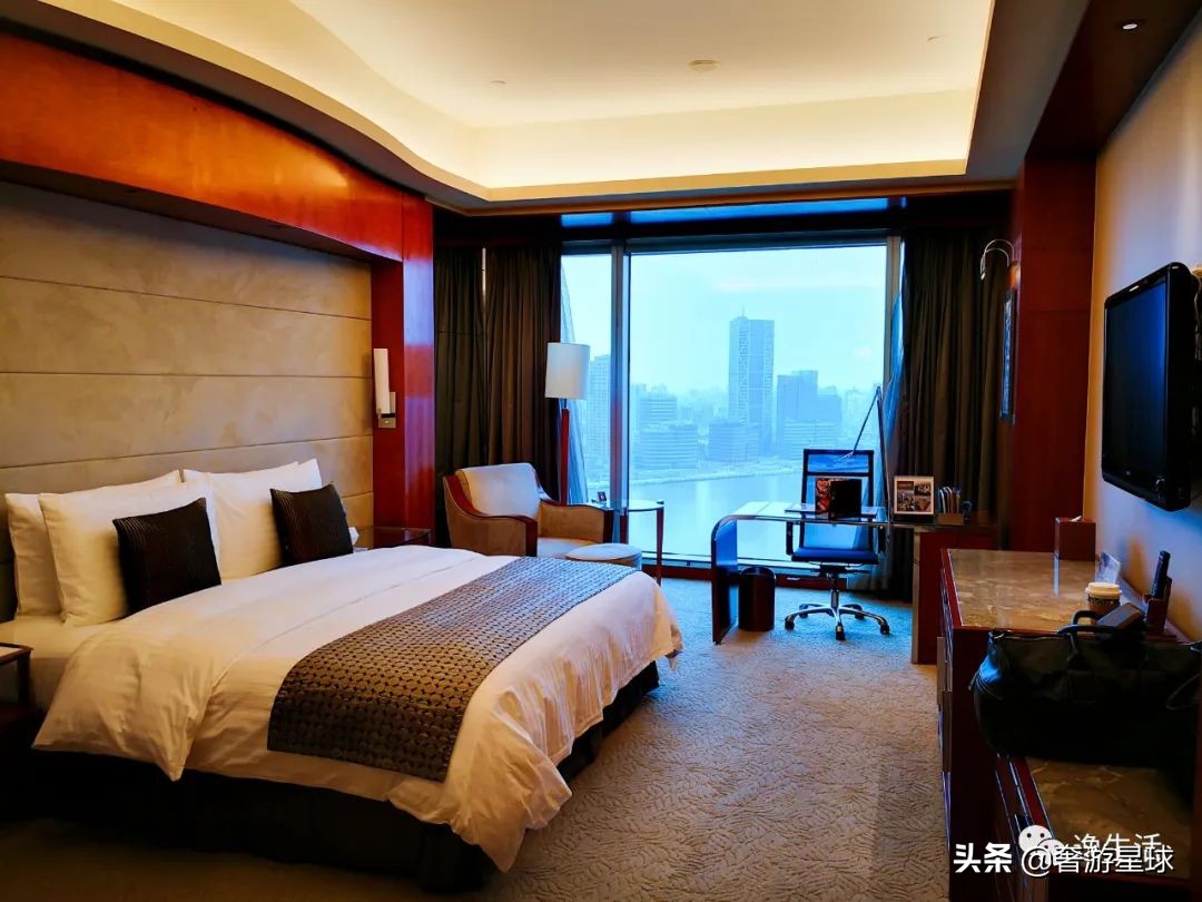 神の战|丽思、柏悦、MO、四季,陆家嘴7大奢华酒店谁是你的最爱?