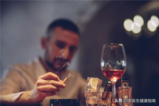 长期久坐的人怎样预防前列腺增生,前列腺增生症状及治疗方法