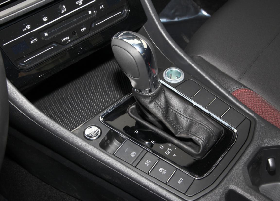 大众宝来桑塔纳优缺点,2014年的大众宝来1.6自动挡优缺点