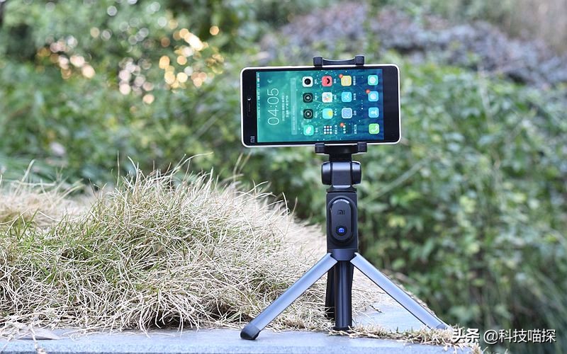小米支架式自拍杆如何操作,自拍杆效果图